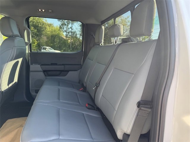 New 2025 Ford F550 4x4 Crew Cab Super Duty w/ XL Chrome Package image 14