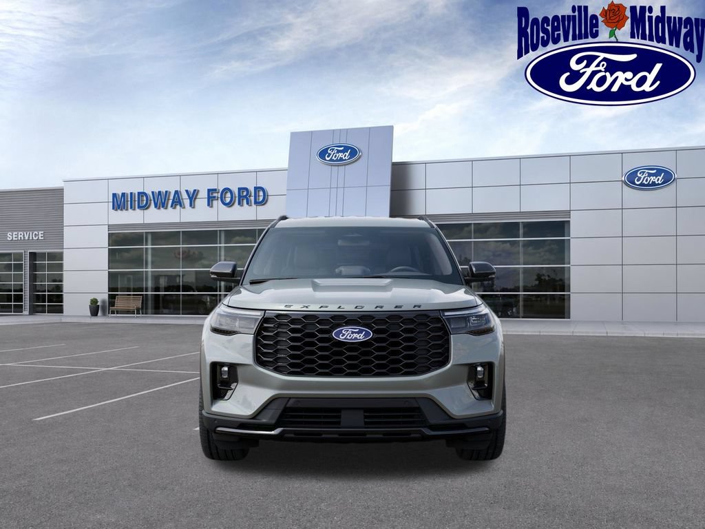 New 2027 Ford Explorer ST-Line AWD/4WD image 3