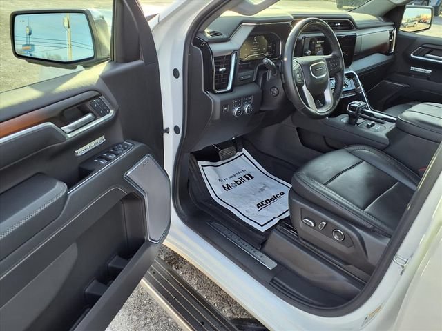 Used 2024 GMC Sierra 1500 Denali AWD/4WD image 19