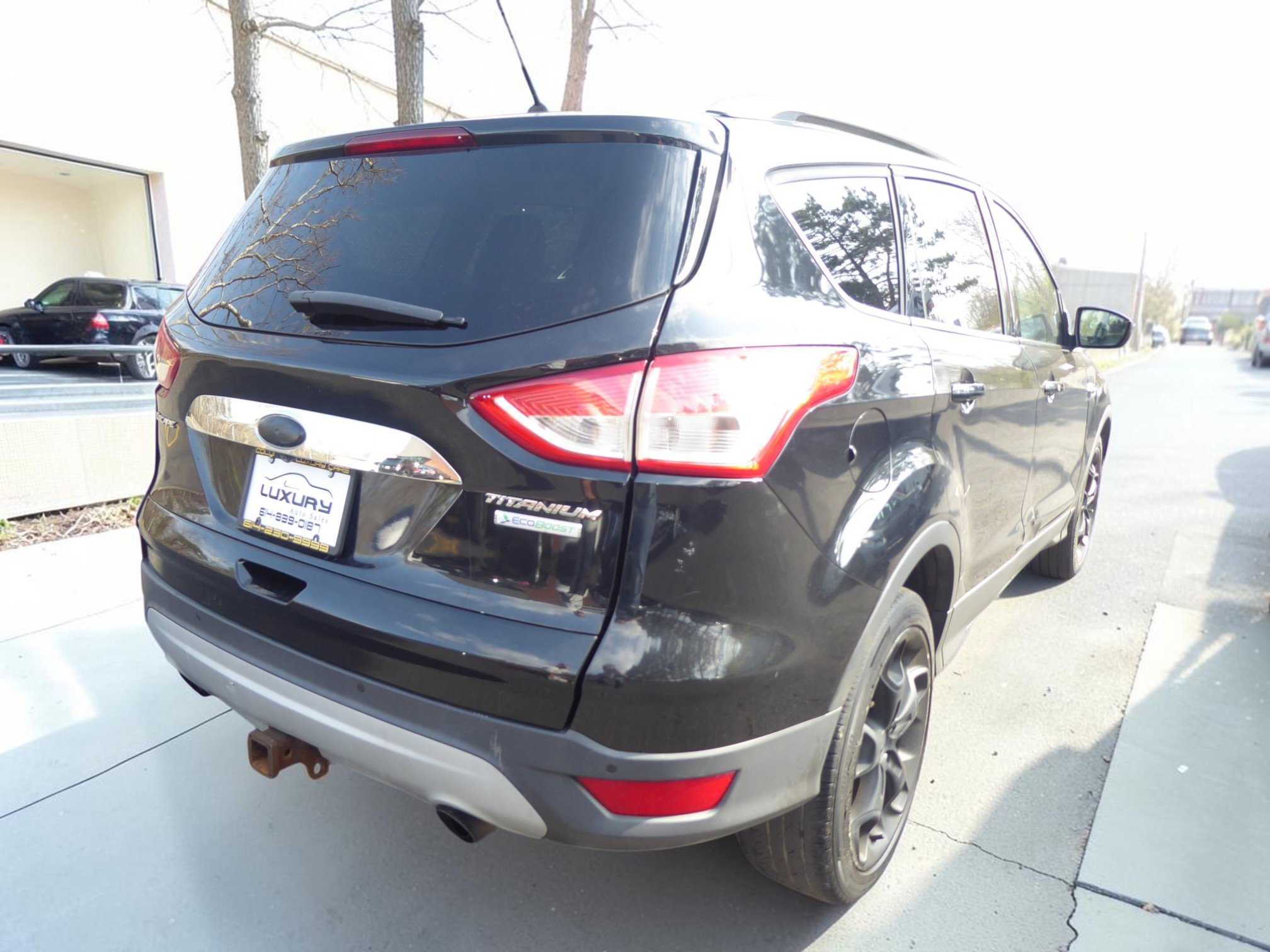 Used 2015 Ford Escape Titanium FWD image 10
