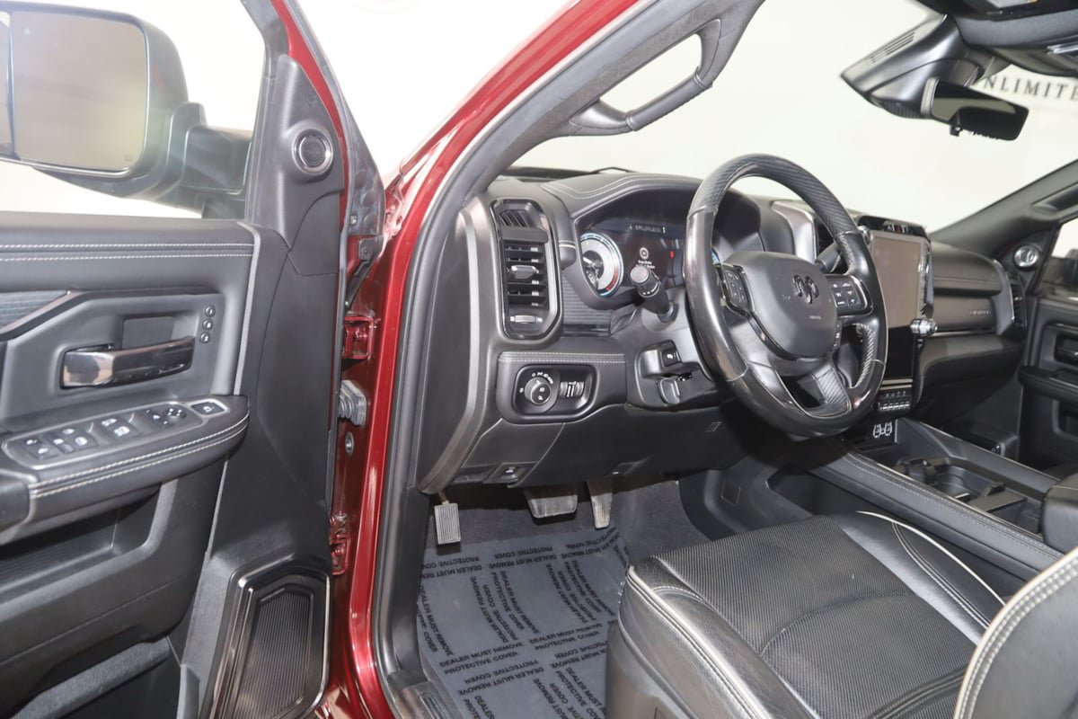 Used 2022 RAM 3500 Limited AWD/4WD image 47