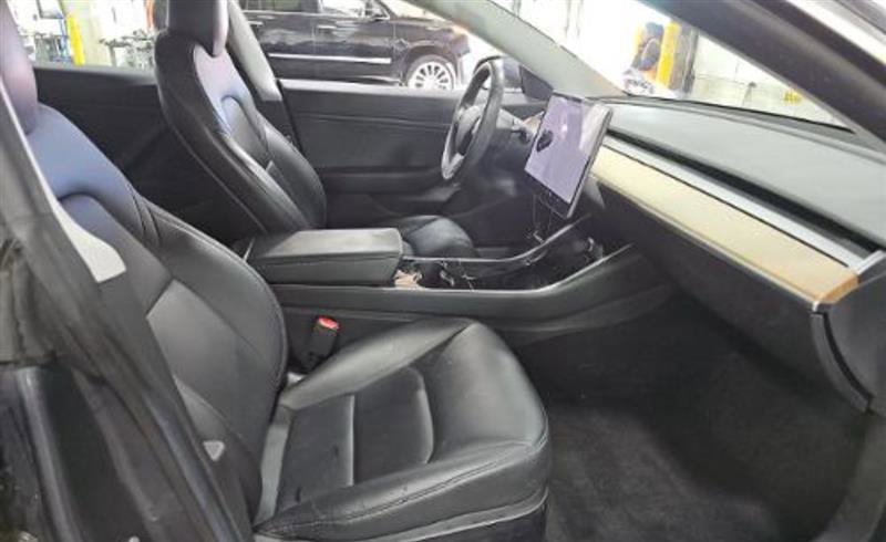 Used 2019 Tesla Model 3 Long Range image 4