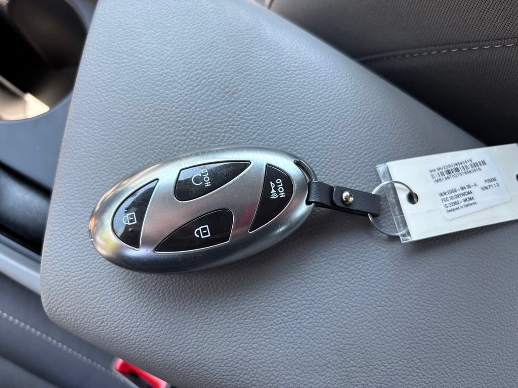 Certified 2024 Hyundai Elantra SEL FWD image 33