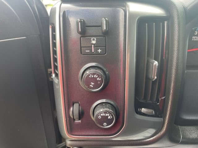 Used 2019 Chevrolet Silverado 3500 LT AWD/4WD image 11