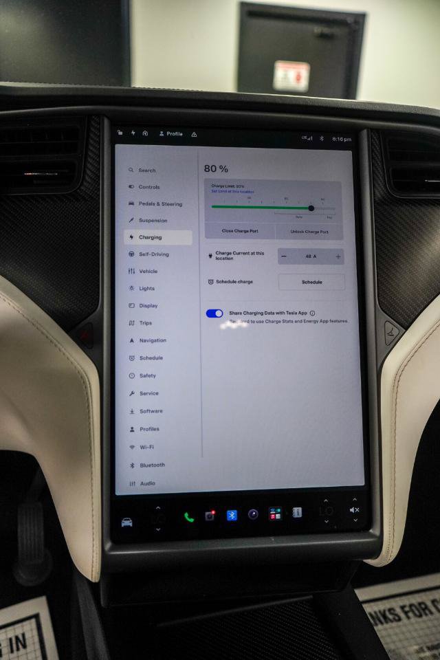 Used 2018 Tesla Model X 75D AWD/4WD image 14