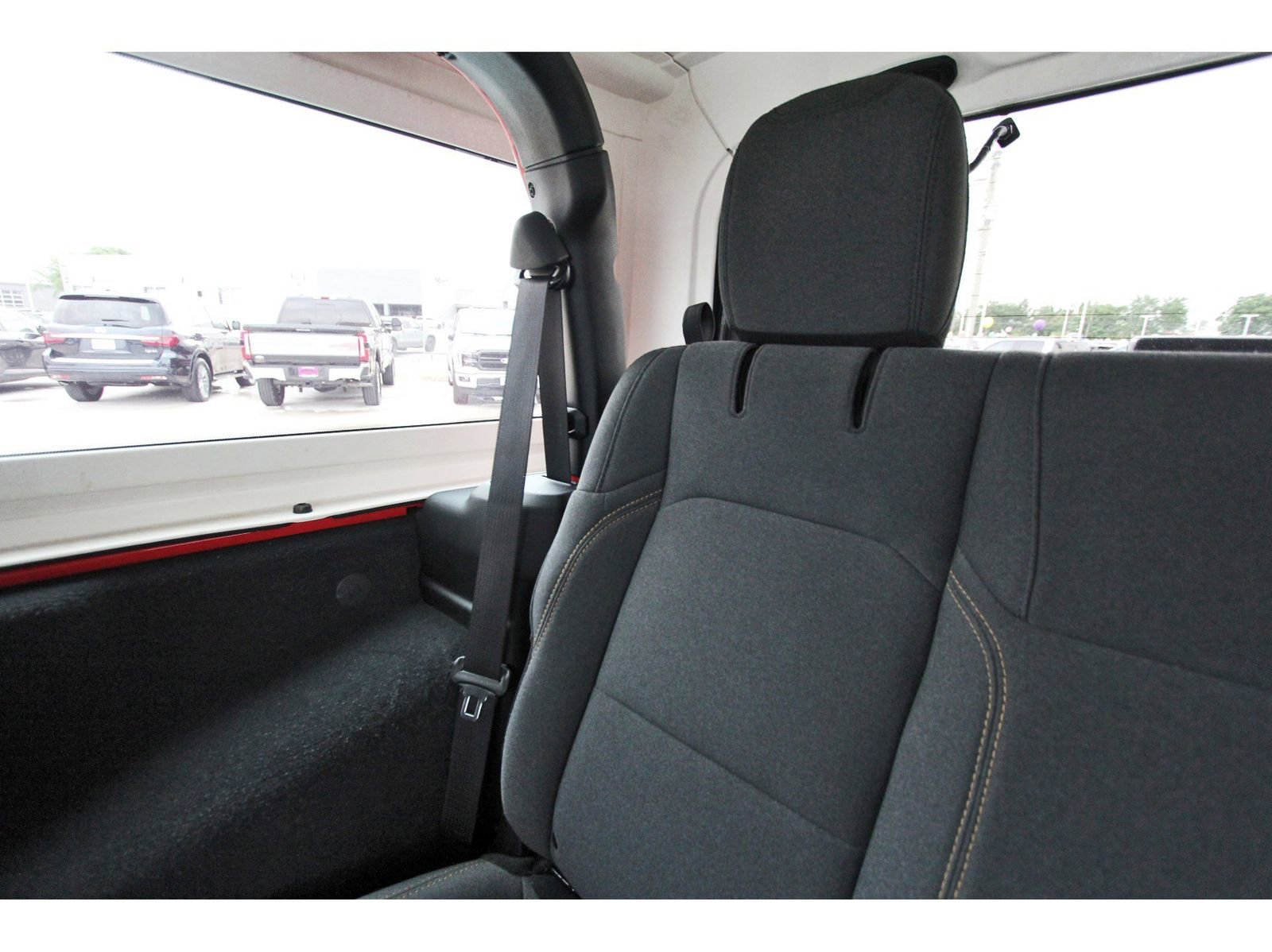 Used 2024 Jeep Wrangler Sport AWD/4WD image 14