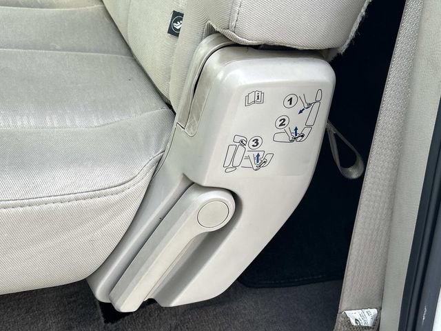 Used 2011 Ford Expedition EL XLT image 21