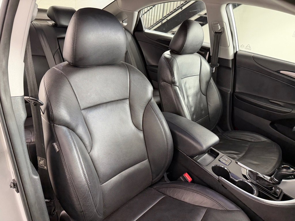 Used 2014 Hyundai Sonata Limited w/ Technology Package 05 image 24