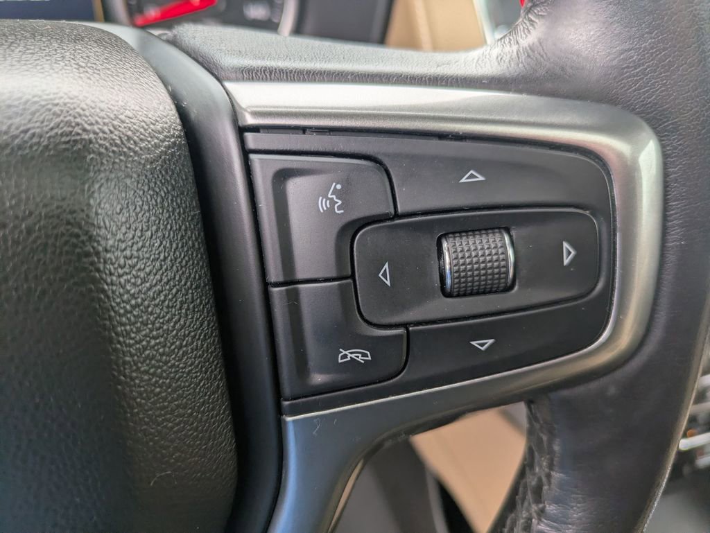 Used 2021 Chevrolet Tahoe Premier w/ Premium Package image 24