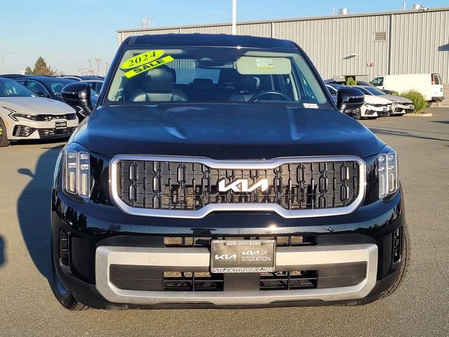 Used 2024 Kia Telluride LX image 2