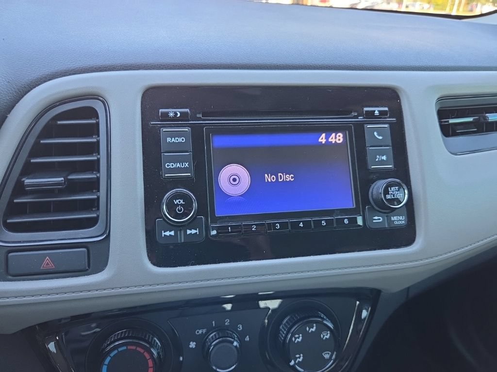 Used 2018 Honda HR-V LX image 36