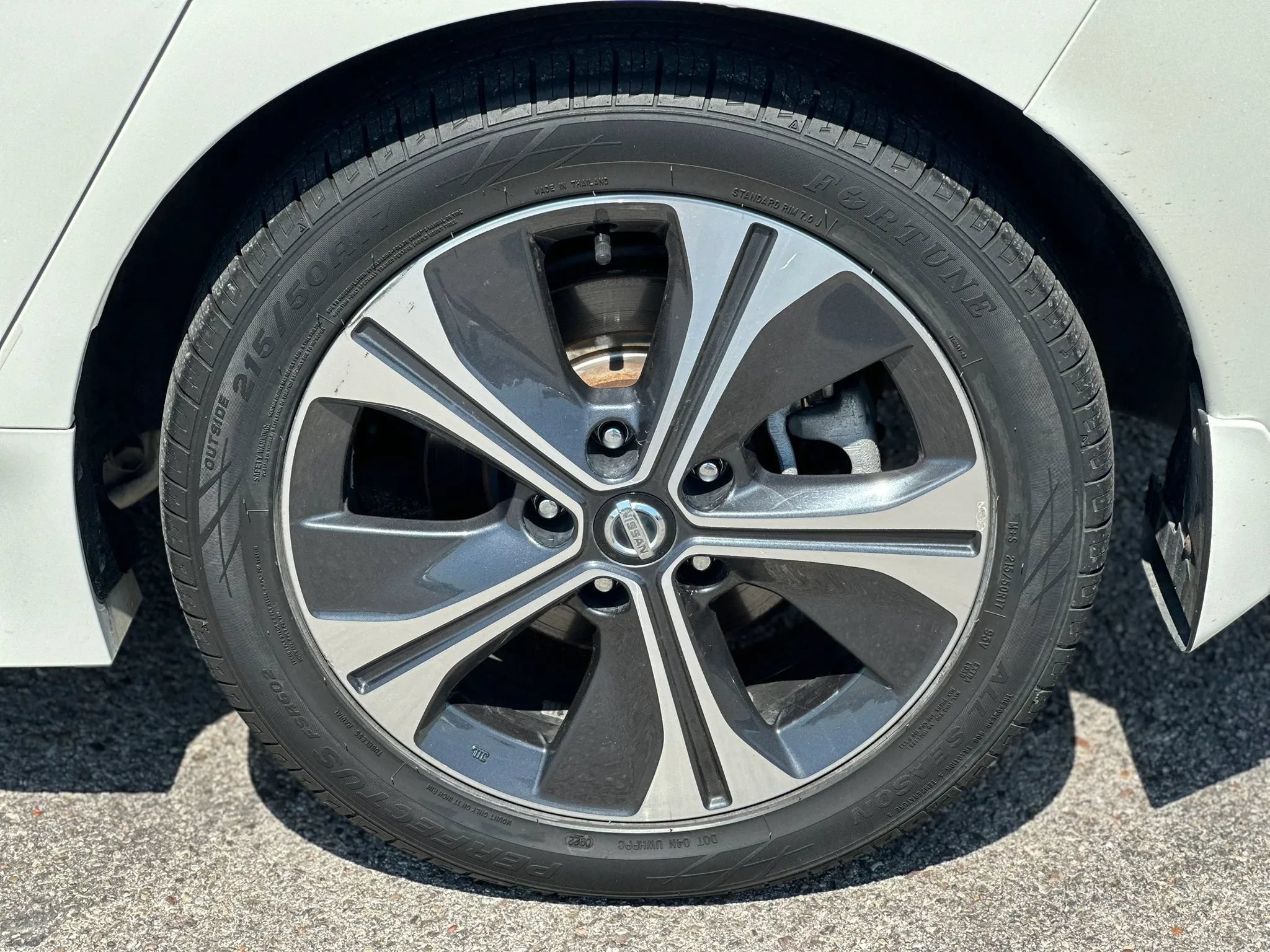 Used 2018 Nissan Leaf SL w/ SL Technology Package FWD image 25