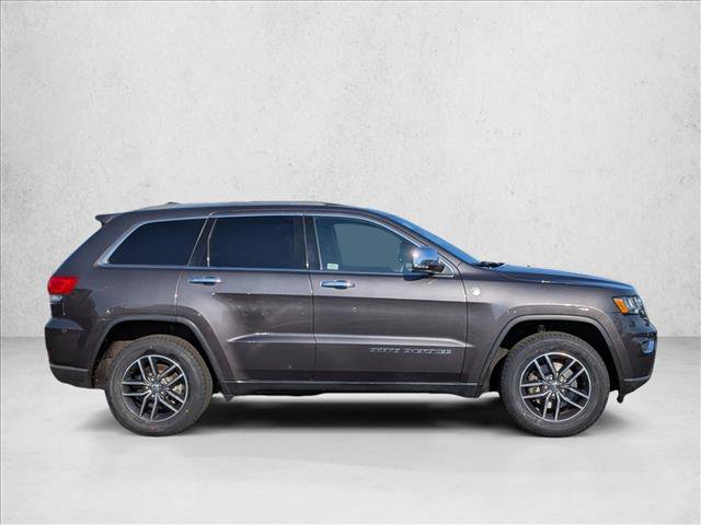Used 2017 Jeep Grand Cherokee Limited image 4