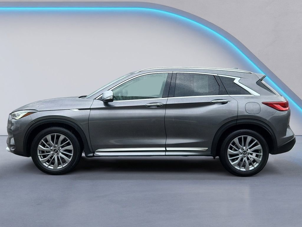Used 2025 INFINITI QX50 Luxe w/ Accent Package image 6