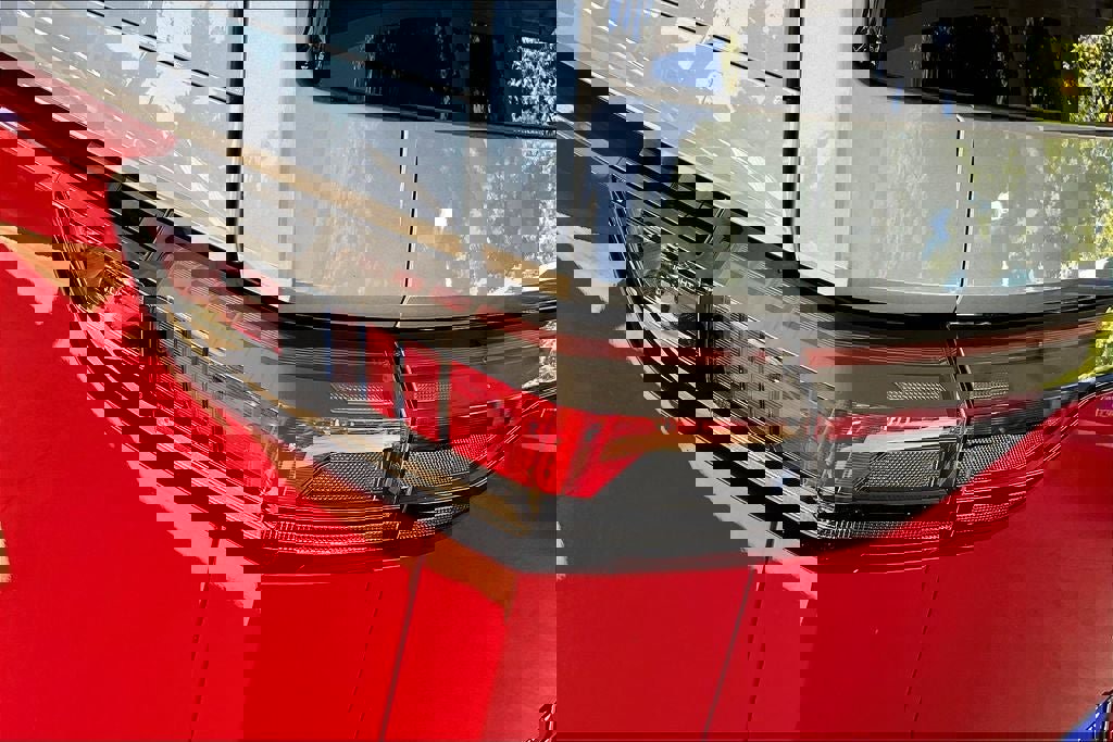 New 2025 Volkswagen ID. Buzz Pro S Plus image 30