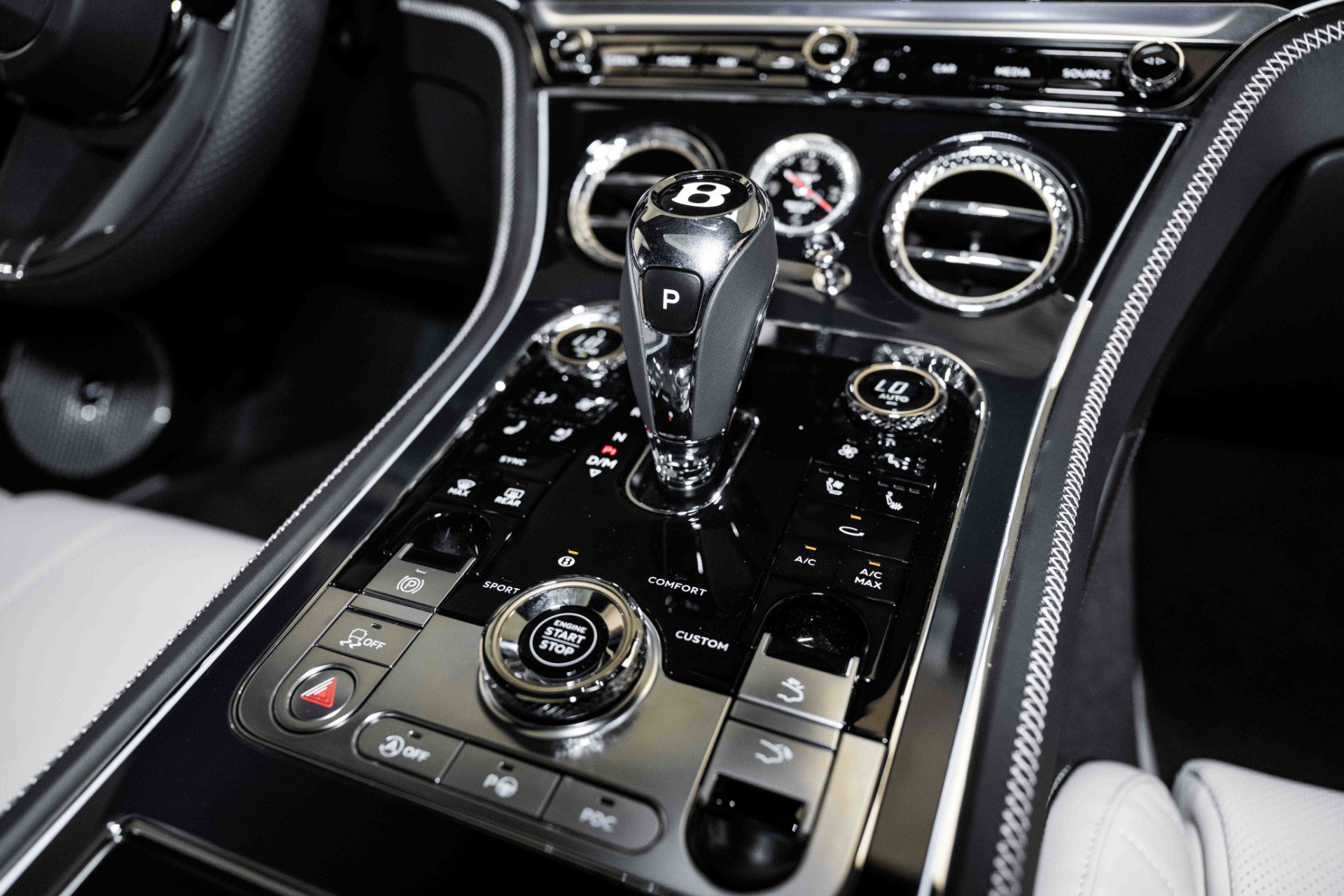 Certified 2024 Bentley Continental GT Speed AWD/4WD image 34