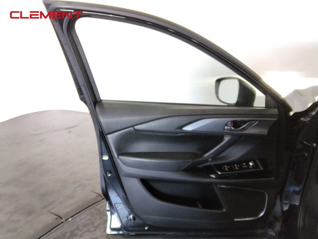 Used 2022 MAZDA CX-9 Touring w/ Touring Premium Package image 18