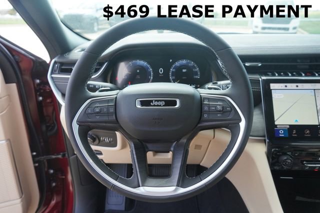 New 2025 Jeep Grand Cherokee Limited w/ Black Appearance Package image 25