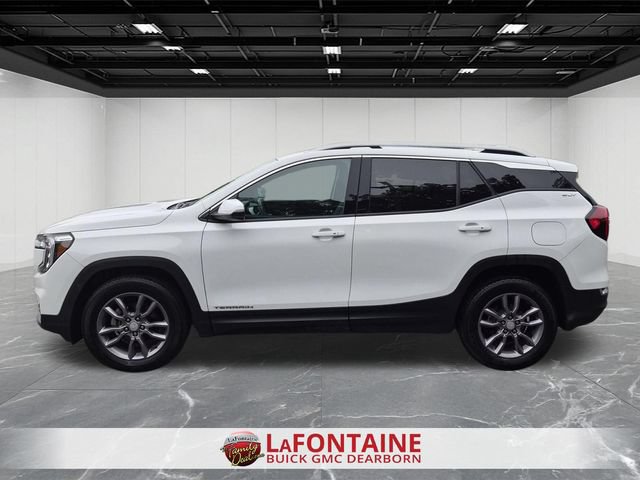 Used 2023 GMC Terrain SLT AWD/4WD image 2