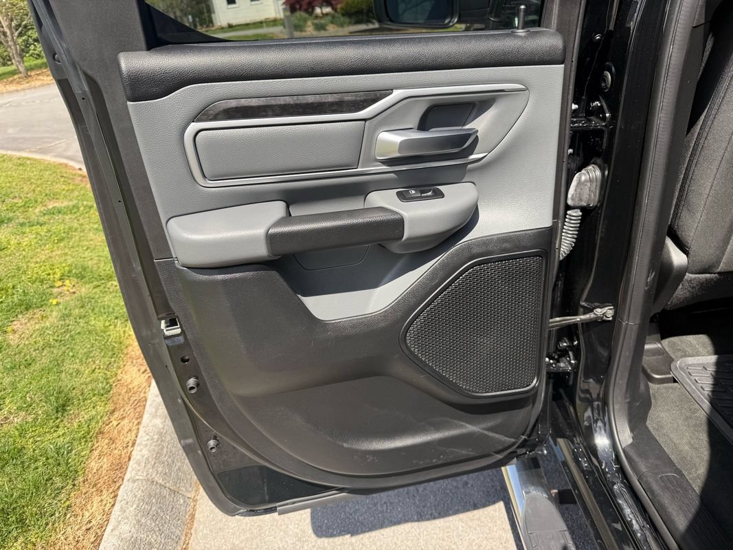 Used 2021 RAM 1500 Big Horn AWD/4WD image 29