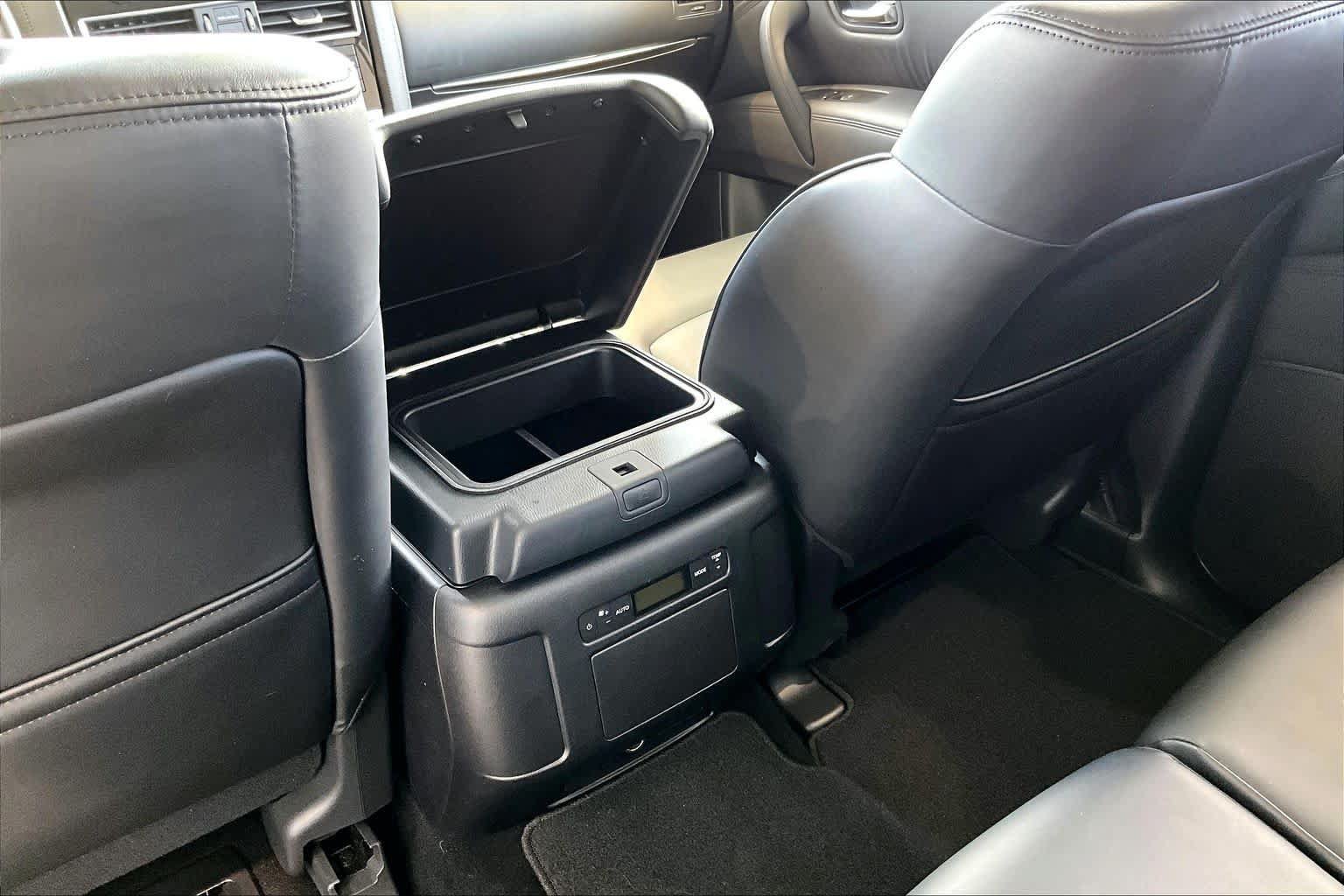 Used 2023 Nissan Armada SV w/ Cargo Package AWD/4WD image 33