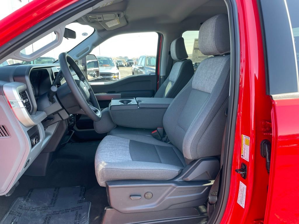 New 2026 Ford F250 XLT w/ FX4 Off-Road Package image 7