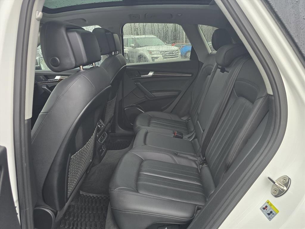 Used 2020 Audi Q5 2.0T Premium Plus w/ Premium Plus Package image 13