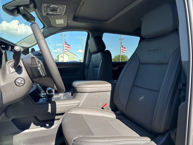 New 2026 GMC Sierra 1500 Denali w/ Denali Reserve Package AWD/4WD image 11