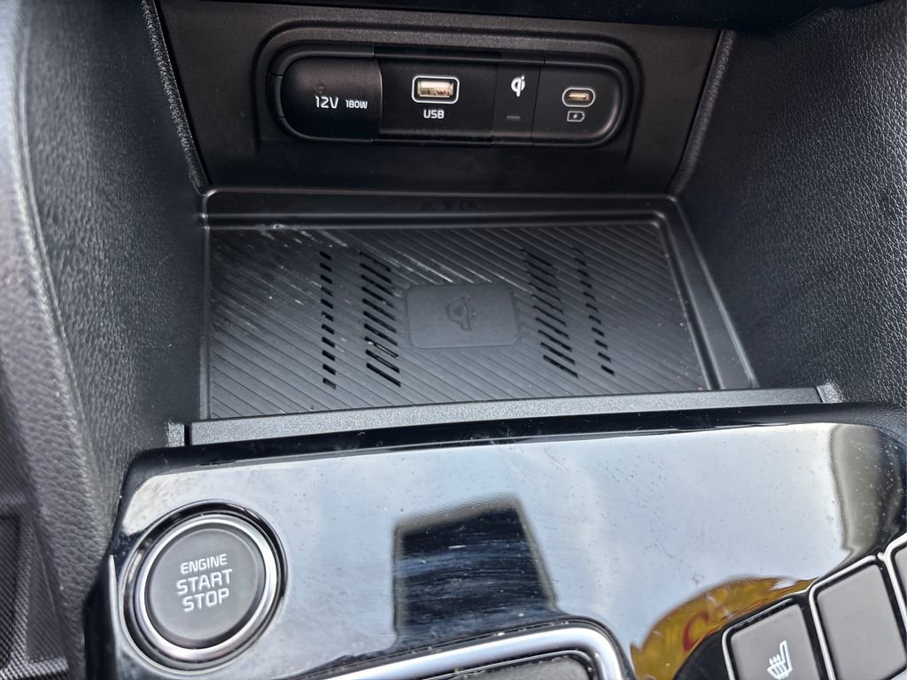 Used 2025 Kia Sportage EX w/ Premium Package image 39