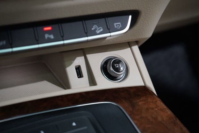 Used 2020 Audi Q5 2.0T Premium w/ Convenience Package image 28