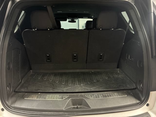 Used 2022 Chevrolet Tahoe Z71 w/ Luxury Package AWD/4WD image 23