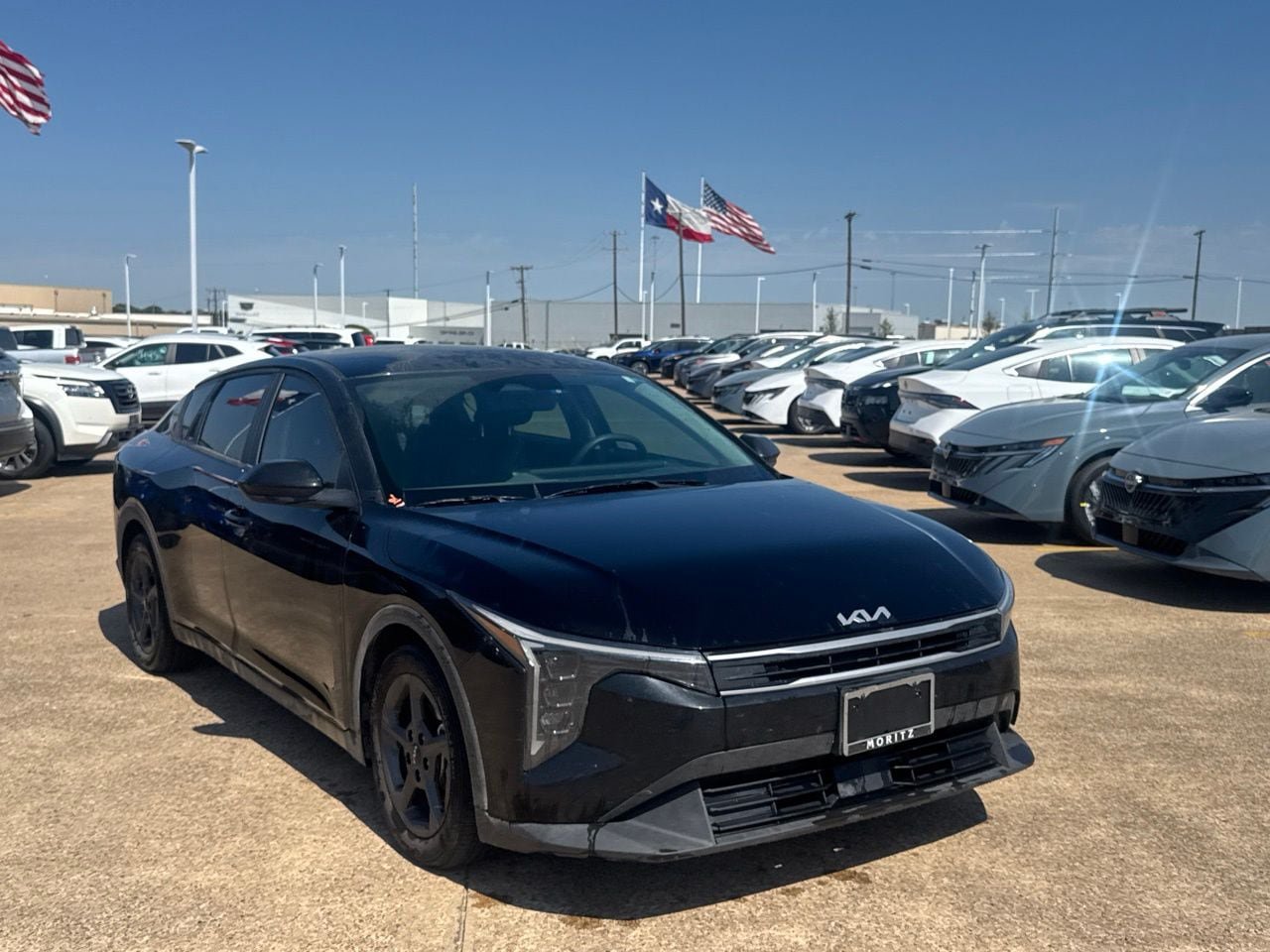 Used 2025 Kia K4 FWD image 2