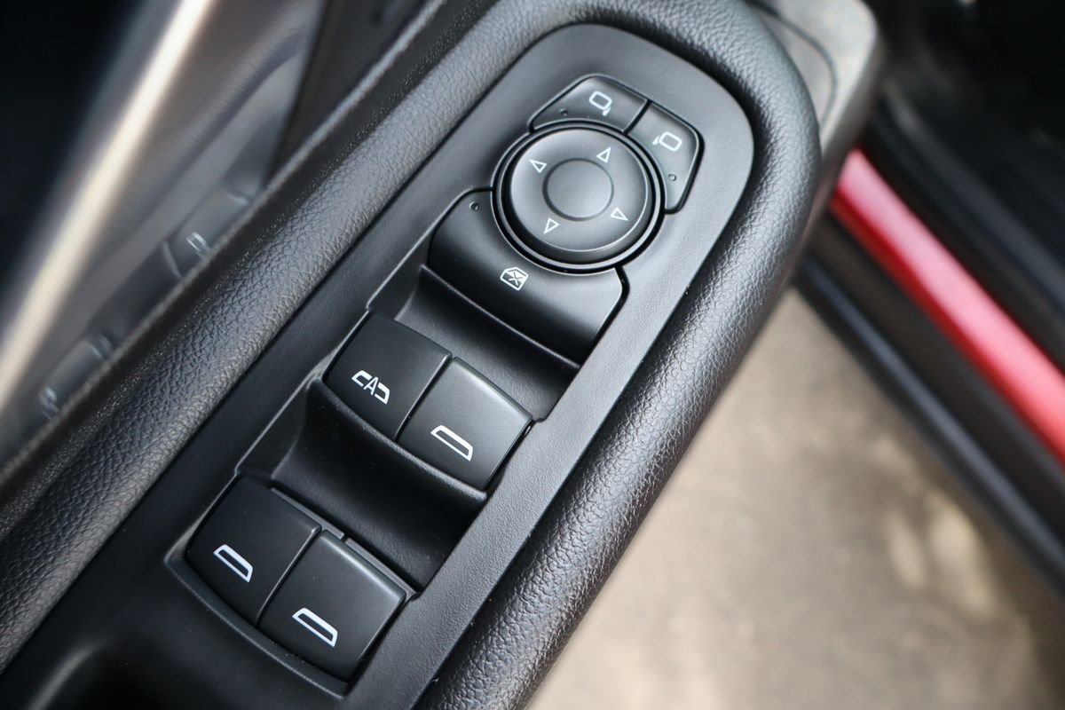 Used 2022 GMC Terrain SLT image 27