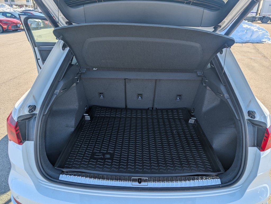 Used 2025 Audi Q3 2.0T Premium Plus image 13