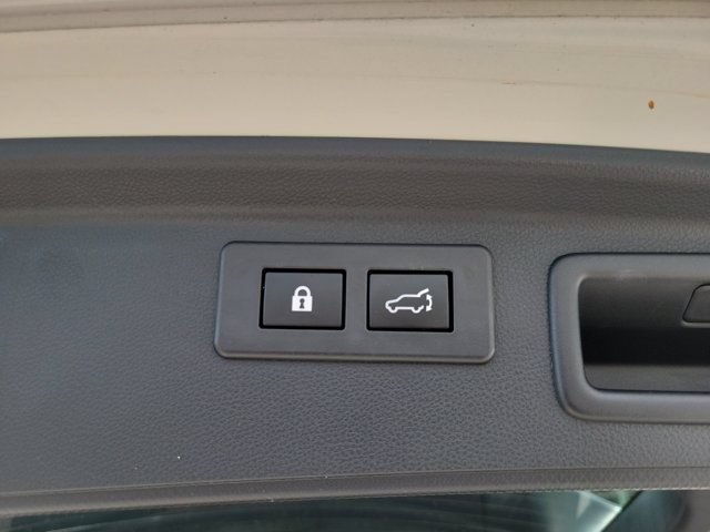 Used 2023 Subaru Forester Touring AWD/4WD image 7