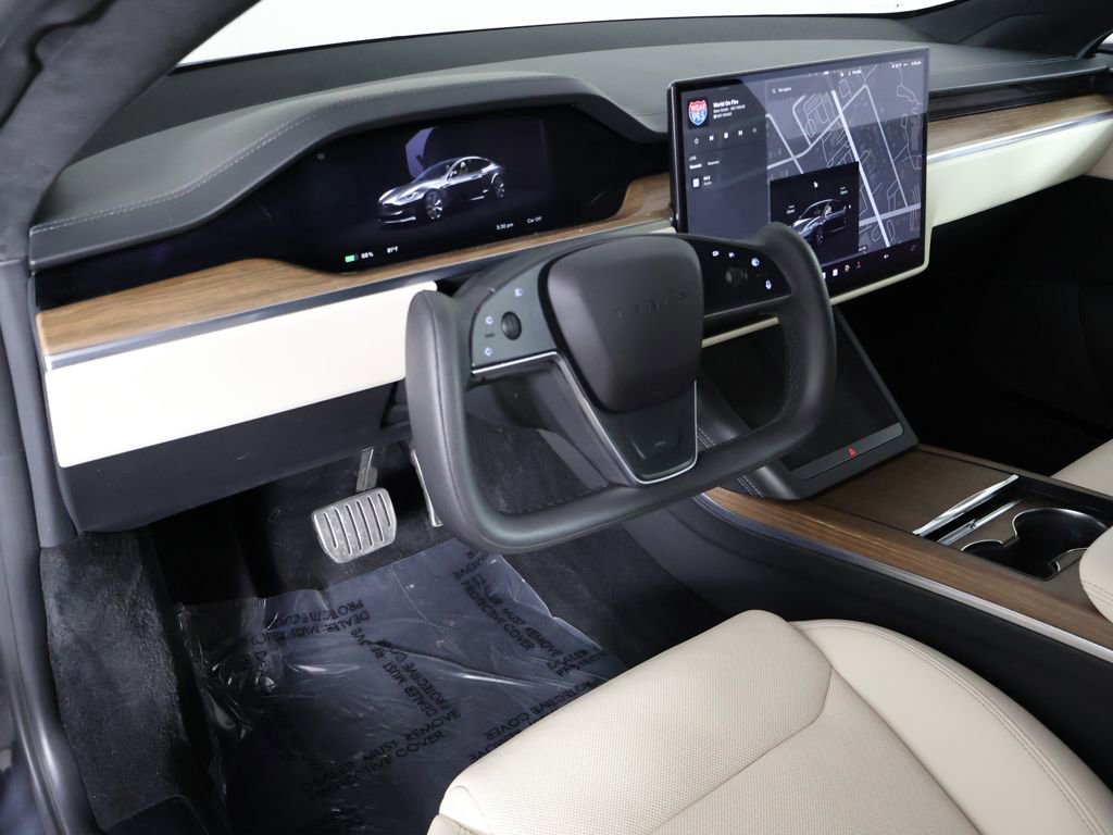 Used 2022 Tesla Model S AWD/4WD image 25