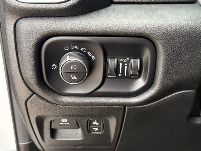 Used 2023 RAM 1500 Laramie RWD image 5