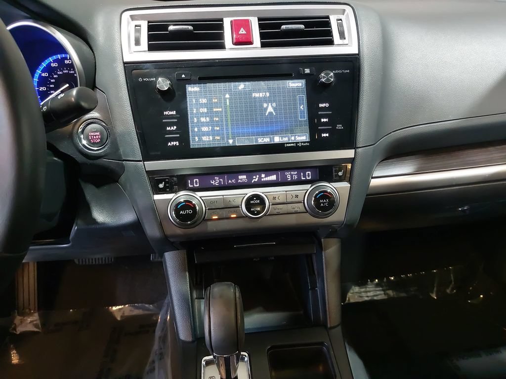Used 2016 Subaru Legacy 2.5i Limited AWD/4WD image 21