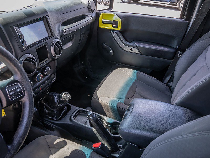 Used 2017 Jeep Wrangler Unlimited Sport AWD/4WD image 16