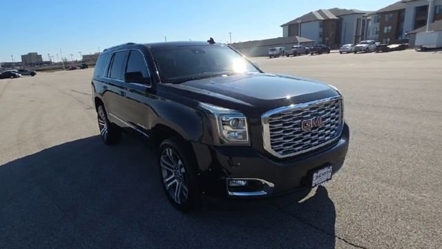 Used 2018 GMC Yukon Denali w/ Denali Ultimate Package image 3