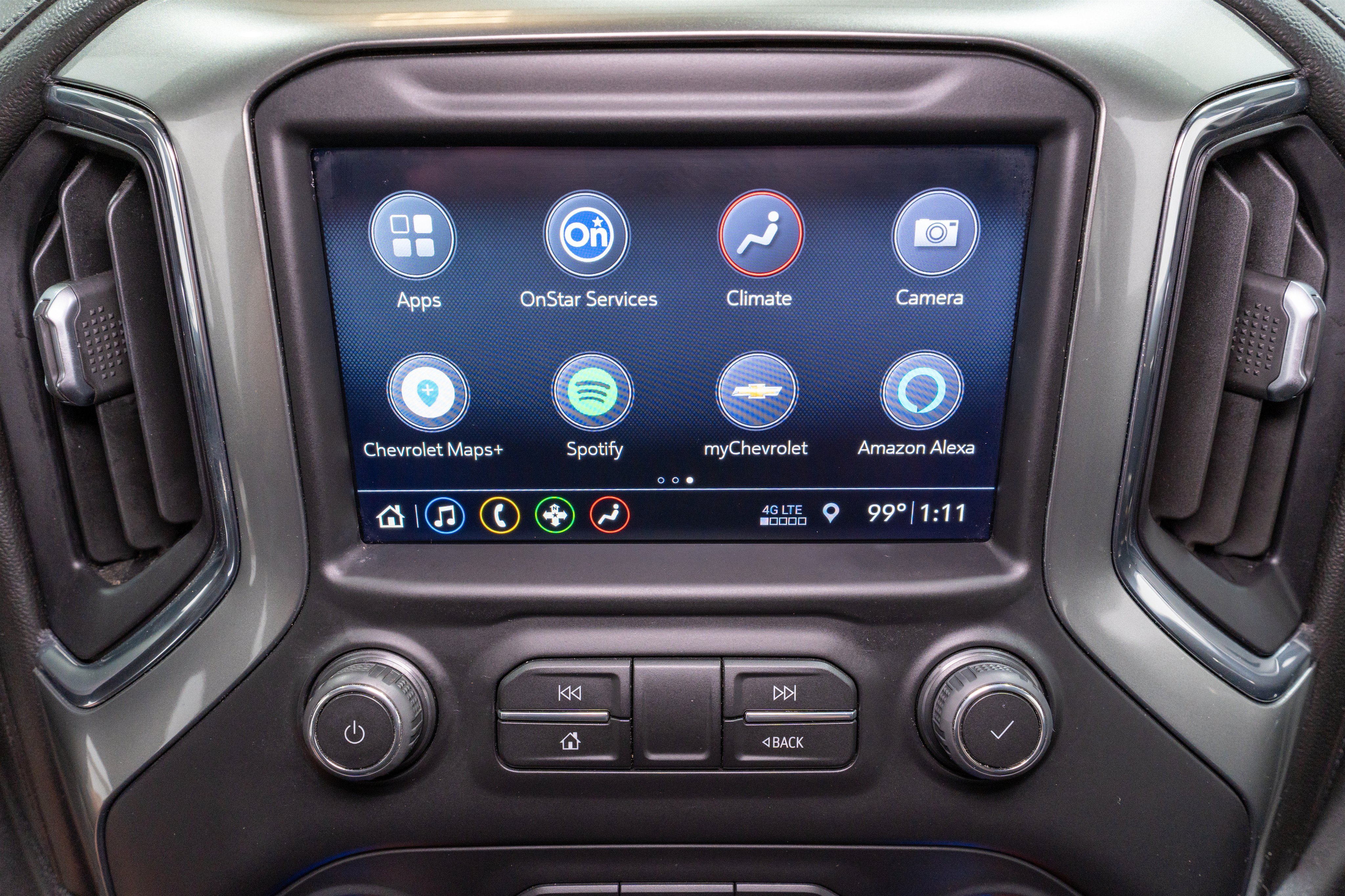 Used 2019 Chevrolet Silverado 1500 LT AWD/4WD image 16