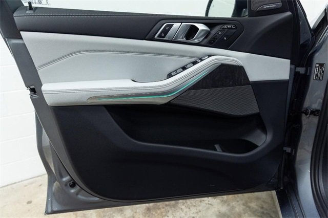 Certified 2025 BMW X7 xDrive40i image 13