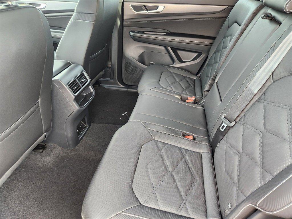 New 2026 Volkswagen Atlas Cross Sport SE image 18