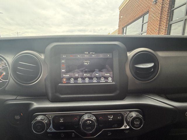 Used 2020 Jeep Wrangler Sport AWD/4WD image 22