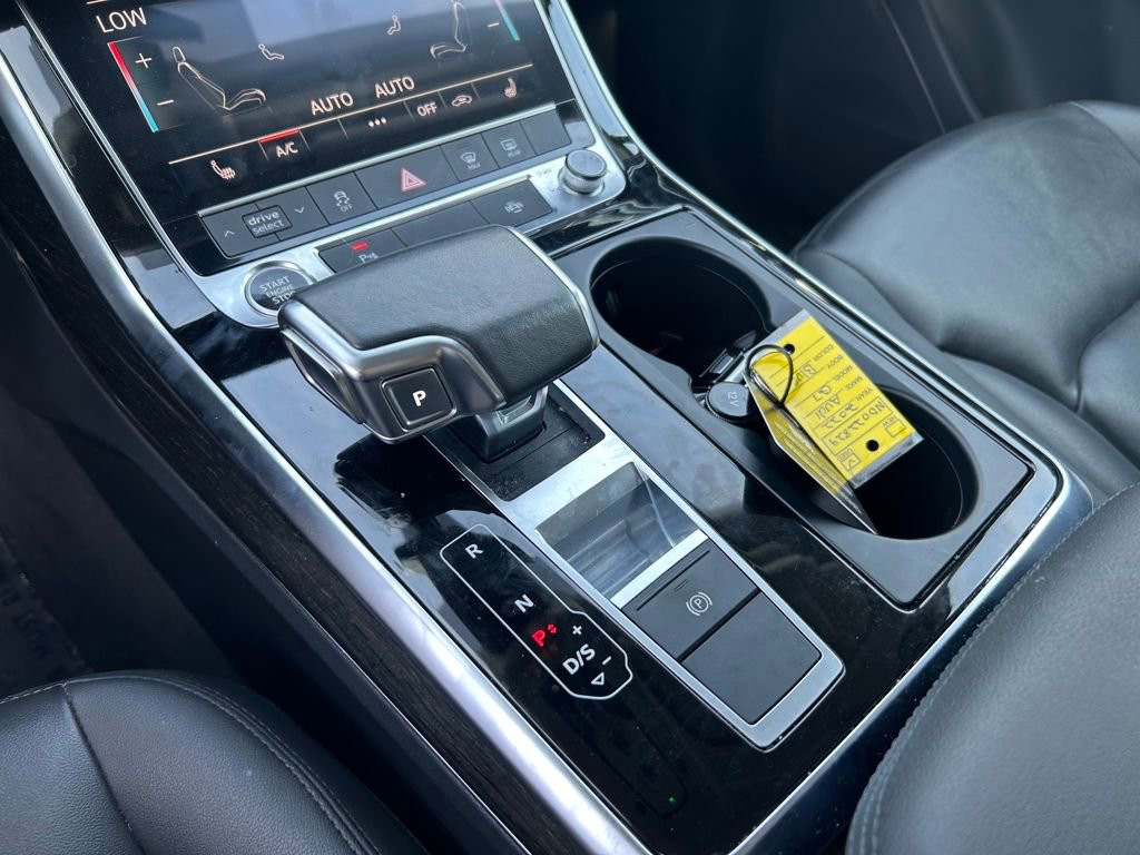 Used 2022 Audi Q7 3.0T Premium image 16