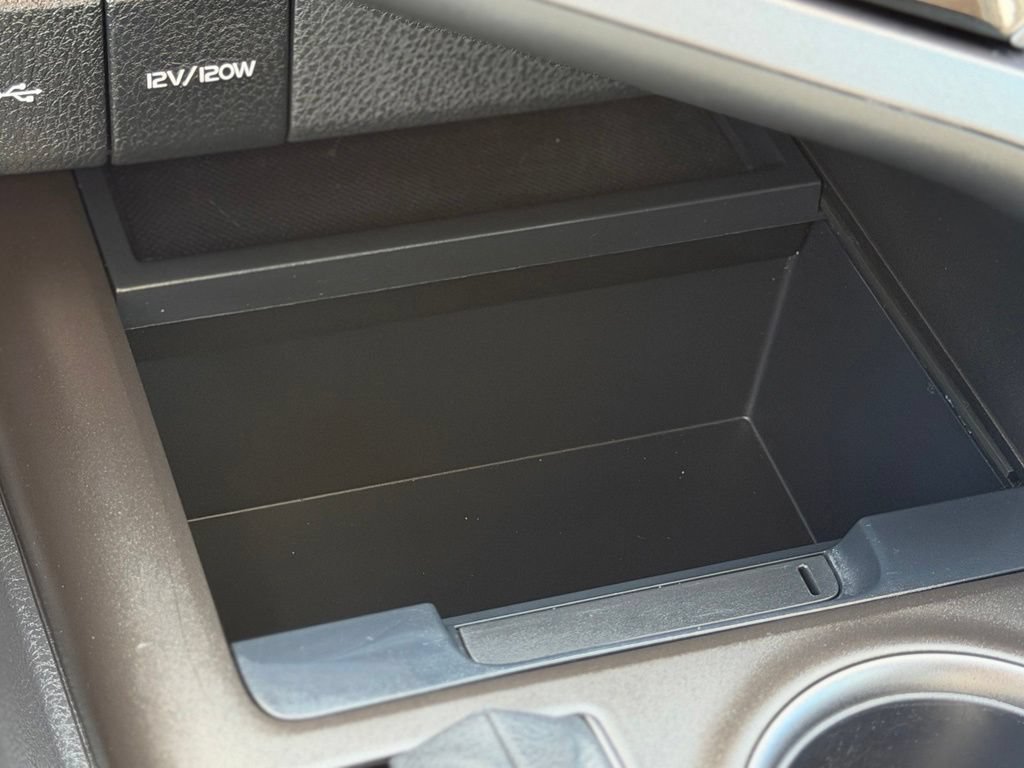Used 2024 Toyota Camry SE FWD image 16