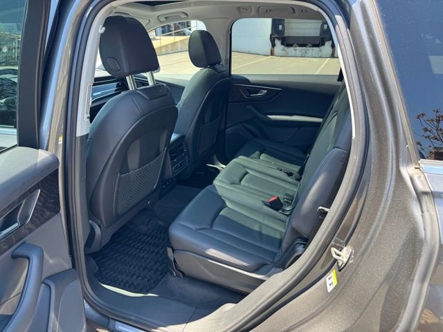 Certified 2023 Audi Q7 2.0T Premium w/ Convenience Package AWD/4WD image 27