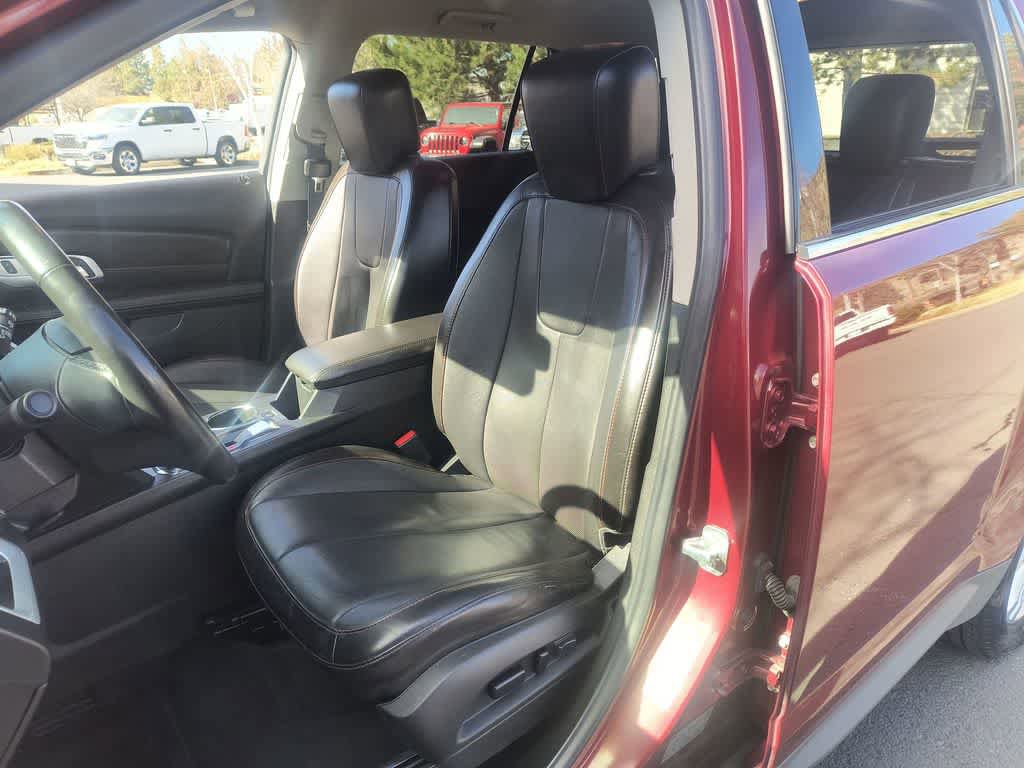 Used 2017 GMC Terrain SLT image 11