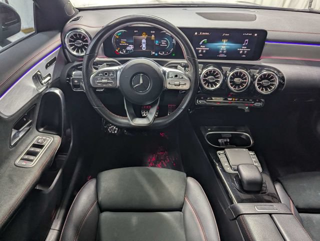 Used 2023 Mercedes-Benz CLA 250 image 7