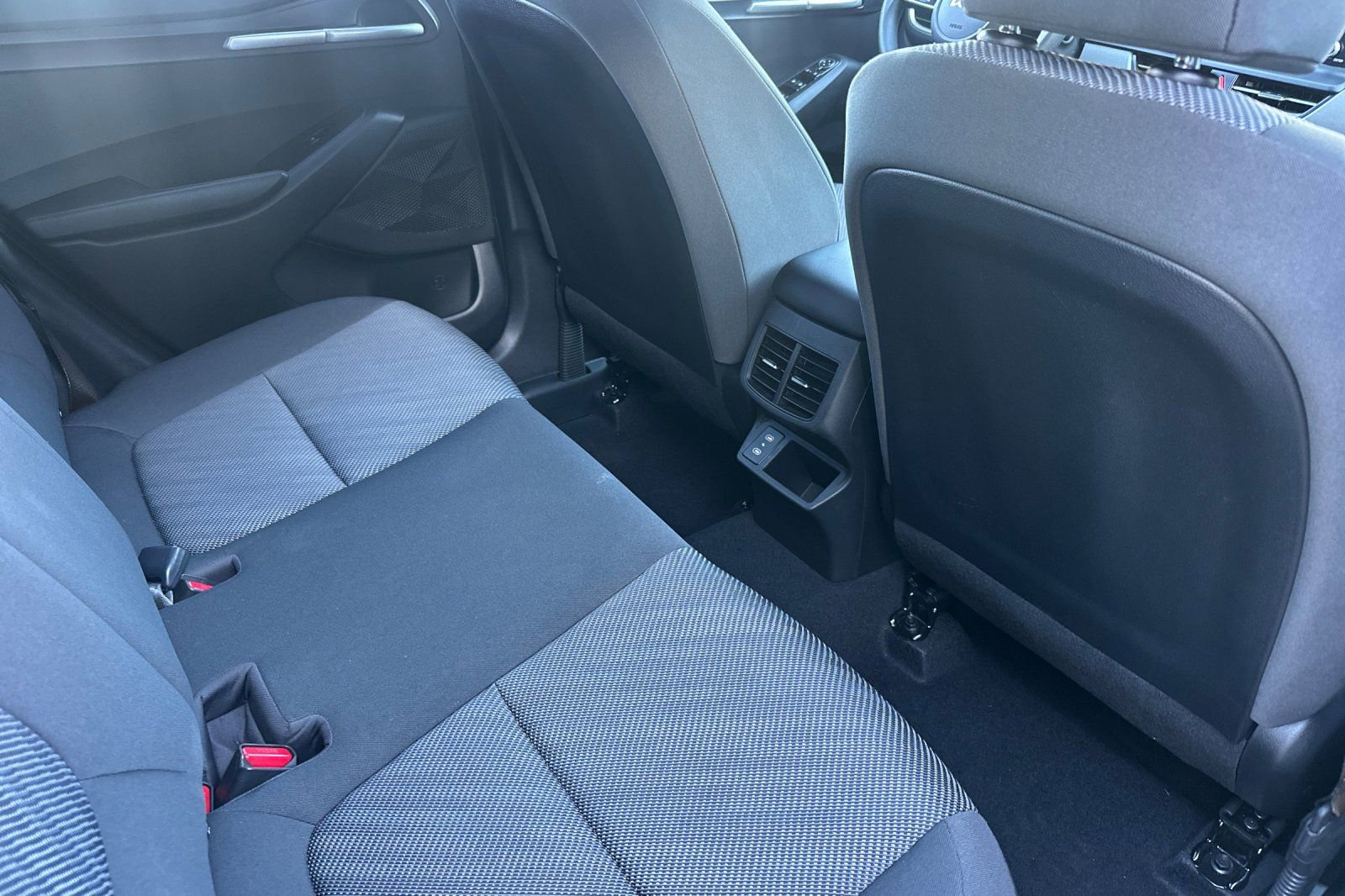 Certified 2026 Kia Seltos LX image 19